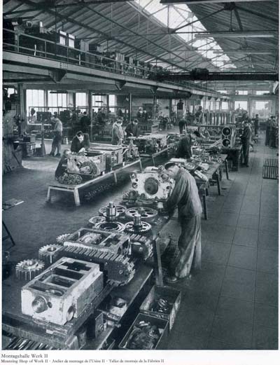 Interno fabbrica 1937